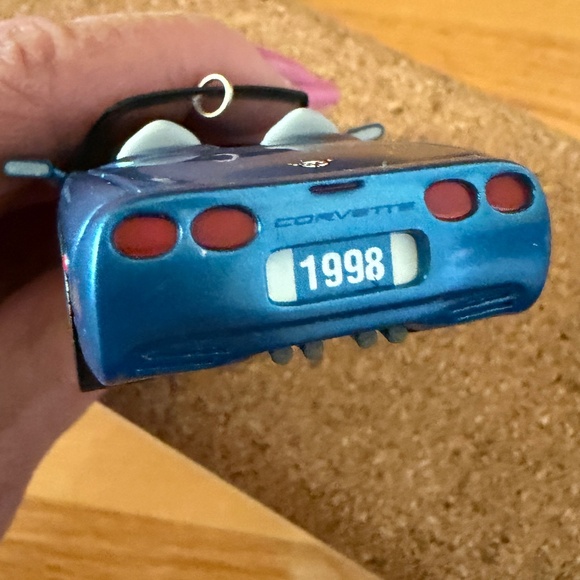 Hallmark 1998 Corvette Convertible Blue Keepsake Ornament in Box - Picture 9 of 16